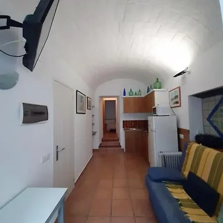 Horta Ii - Cadaques